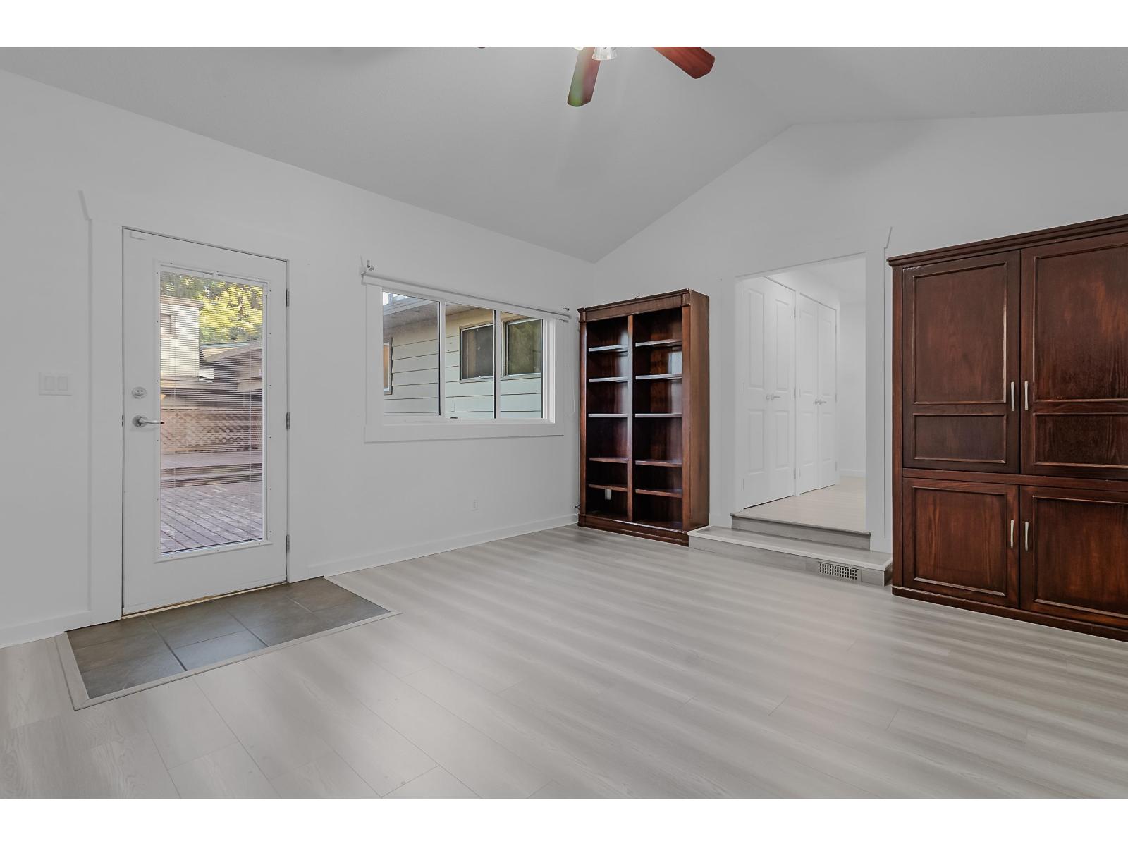 31825 Oak Avenue, Abbotsford, British Columbia  V2T 1H8 - Photo 9 - R3063115