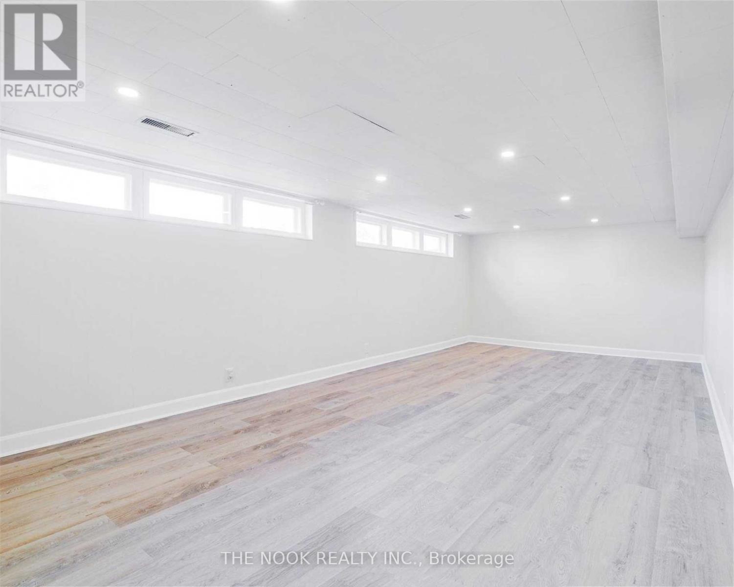 Bsmnt - 751 Glengrove Street, Oshawa (Northglen), Ontario  L1J 5C5 - Photo 2 - E12491774