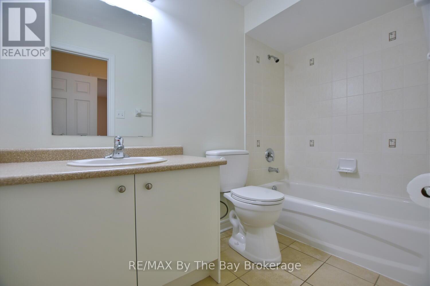 7 Meadowood Drive, Wasaga Beach, Ontario  L9Z 3C2 - Photo 39 - S12491758