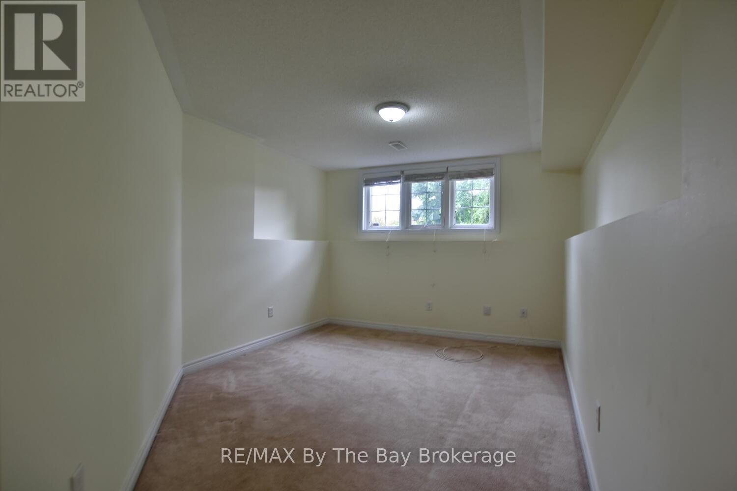 7 Meadowood Drive, Wasaga Beach, Ontario  L9Z 3C2 - Photo 40 - S12491758