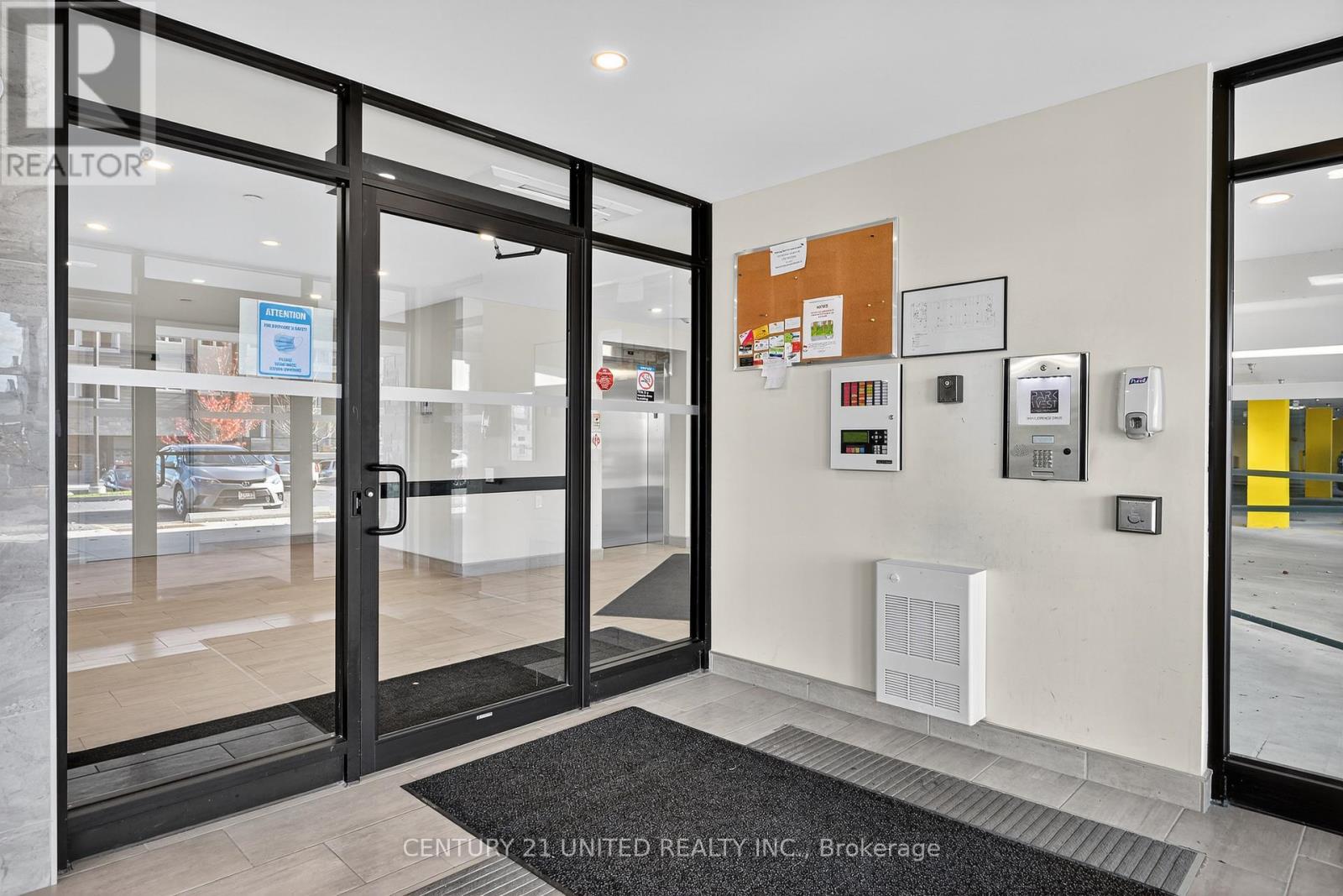 206 - 344 Florence Drive, Peterborough (Monaghan Ward 2), Ontario  K9J 0K4 - Photo 6 - X12491586