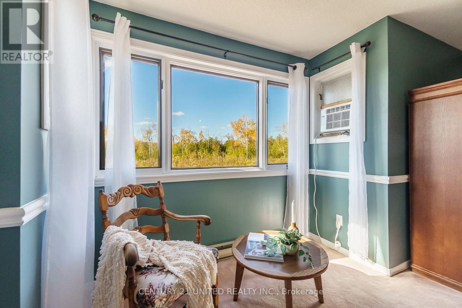 15 - 36 Champlain Crescent, Peterborough (Northcrest Ward 5), Ontario  K9L 1T1 - Photo 28 - X12491620