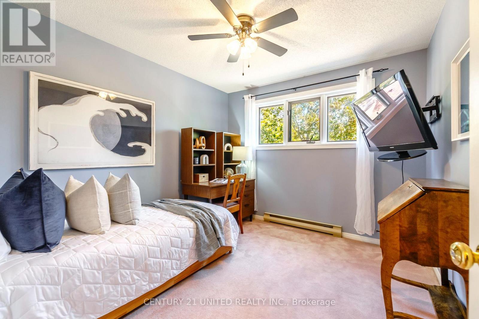 15 - 36 Champlain Crescent, Peterborough (Northcrest Ward 5), Ontario  K9L 1T1 - Photo 35 - X12491620