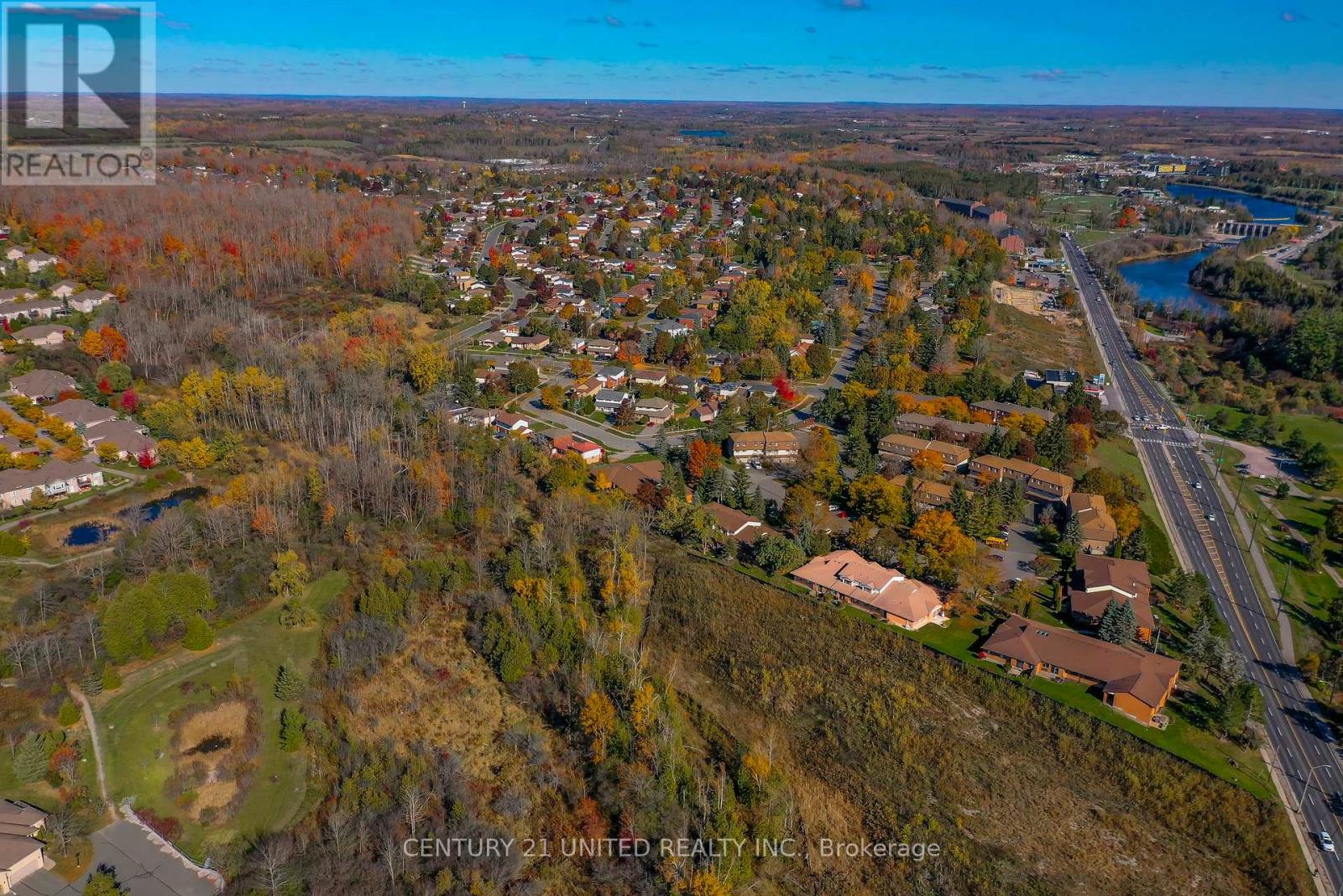 15 - 36 Champlain Crescent, Peterborough (Northcrest Ward 5), Ontario  K9L 1T1 - Photo 43 - X12491620