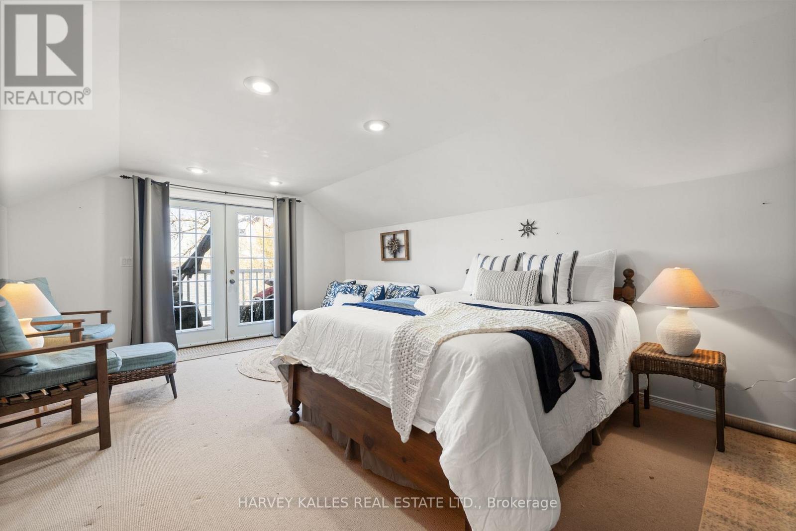 12130 Loyalist Parkway, Prince Edward County, Ontario  K0K 2T0 - Photo 24 - X12491884