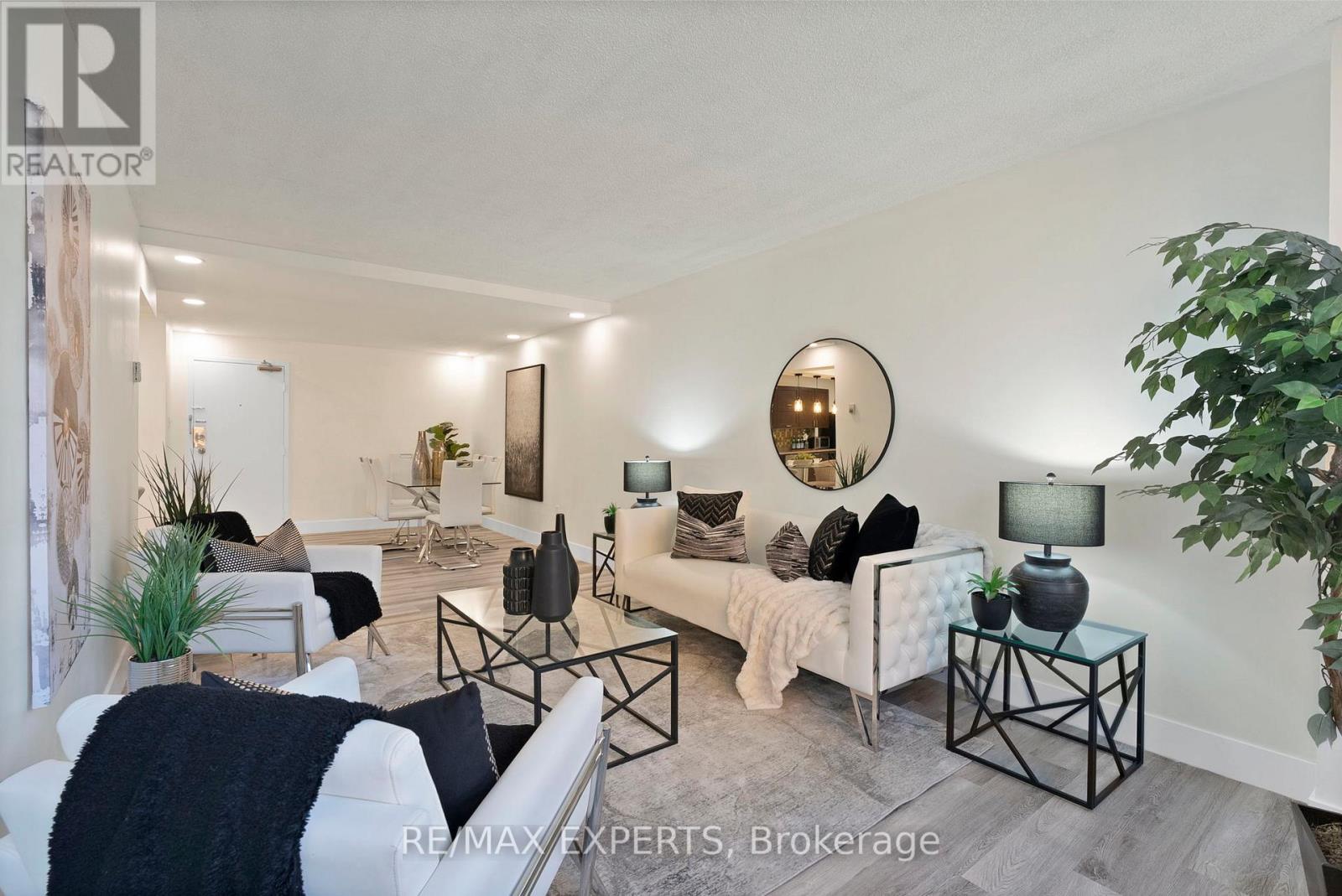 1013 - 390 Dixon Road, Toronto, Ontario  M9R 1T4 - Photo 18 - W12490374