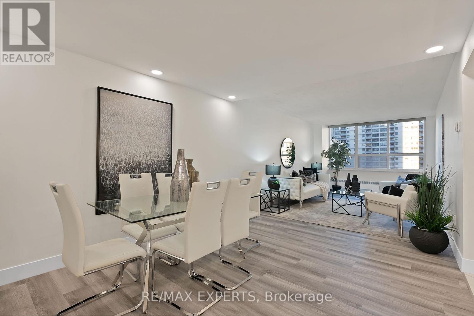 1013 - 390 Dixon Road, Toronto, Ontario  M9R 1T4 - Photo 8 - W12490374