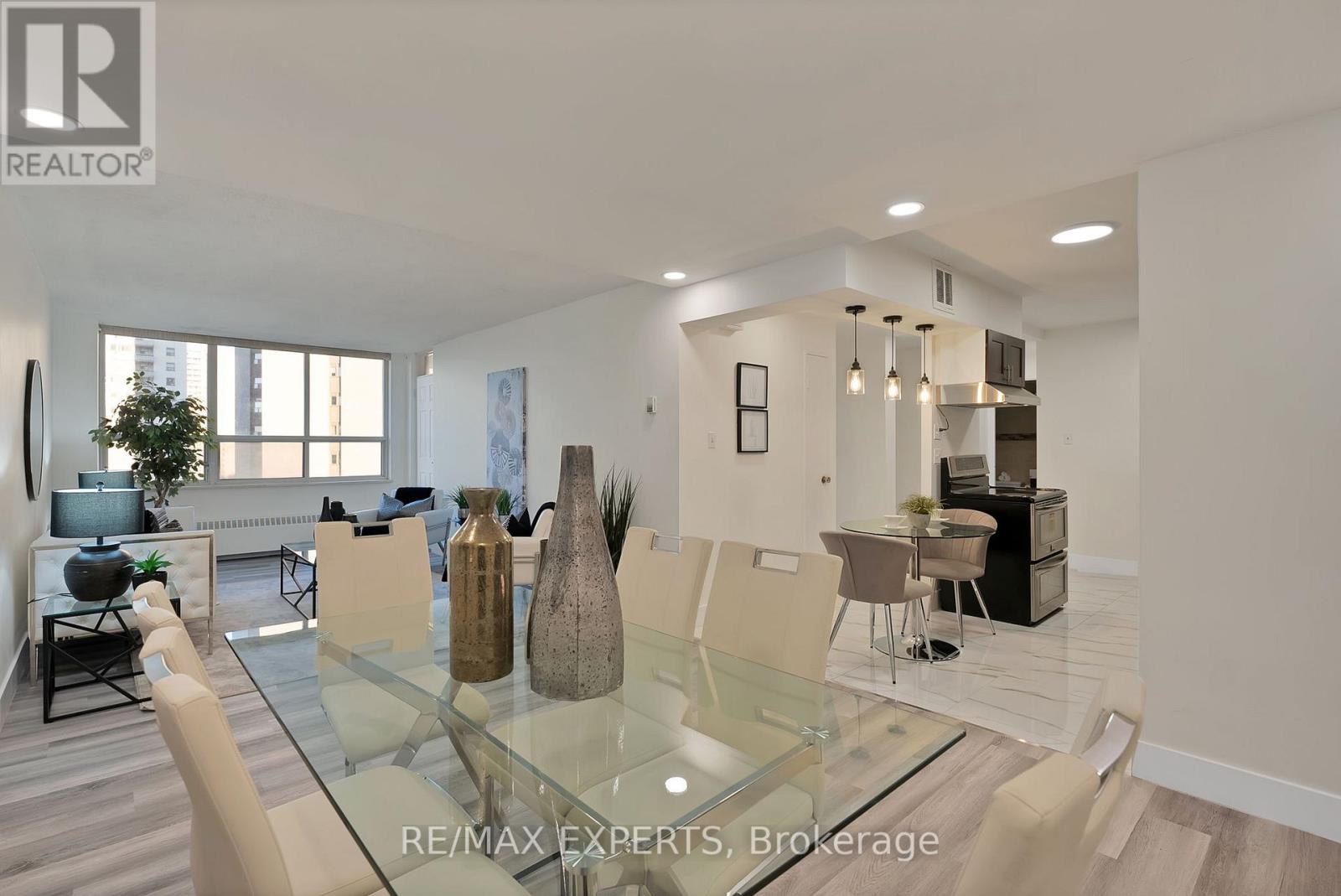 1013 - 390 Dixon Road, Toronto, Ontario  M9R 1T4 - Photo 9 - W12490374