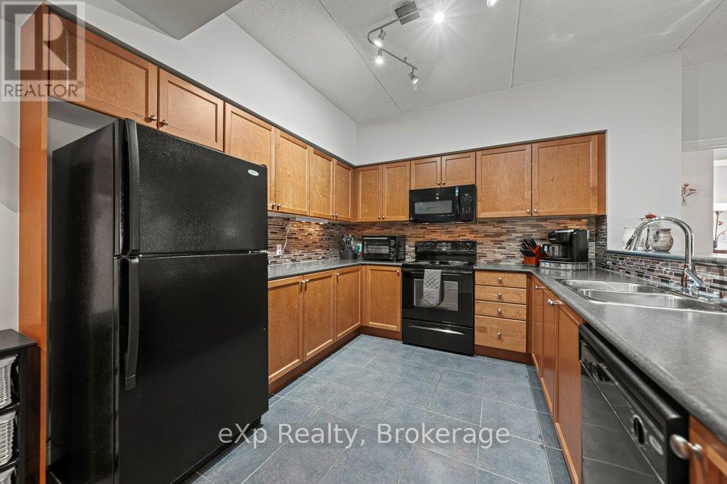 315 - 308 Watson Parkway N, Guelph (Grange Road), Ontario  N1E 0G7 - Photo 12 - X12491608