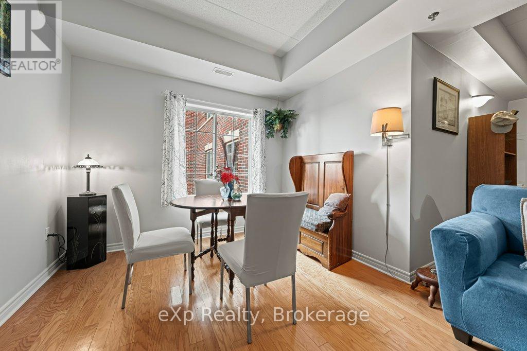 315 - 308 Watson Parkway N, Guelph (Grange Road), Ontario  N1E 0G7 - Photo 18 - X12491608