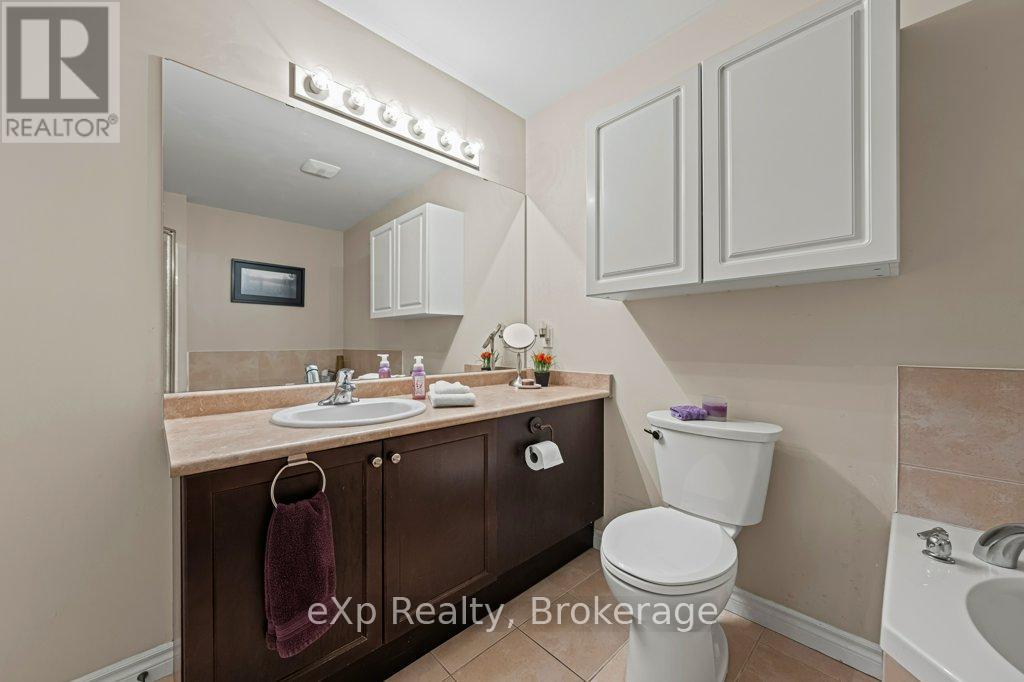 315 - 308 Watson Parkway N, Guelph (Grange Road), Ontario  N1E 0G7 - Photo 32 - X12491608