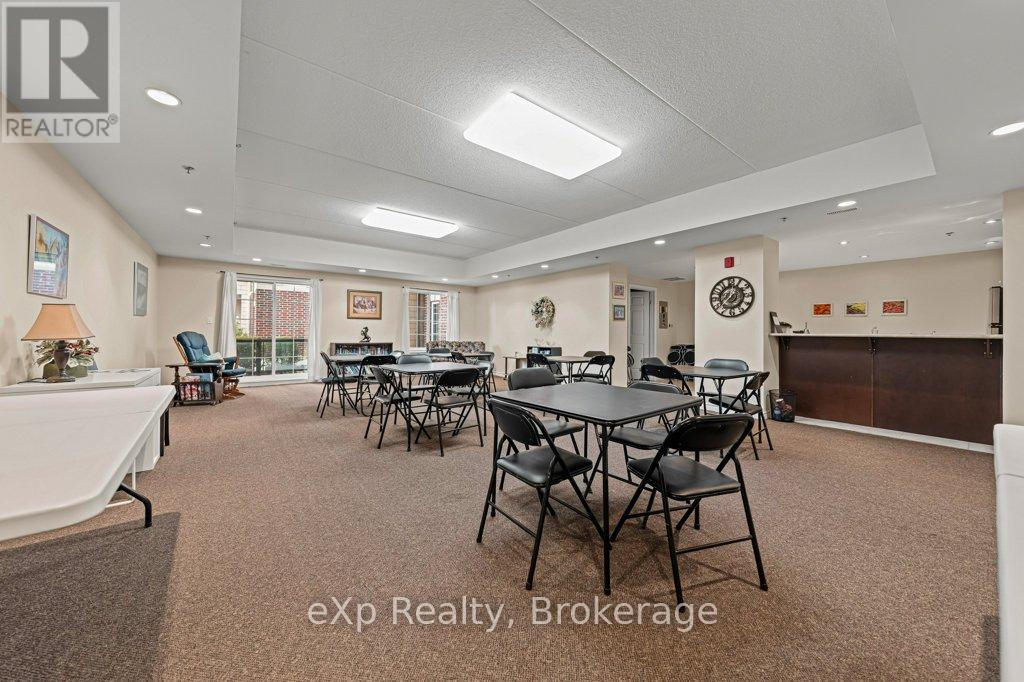 315 - 308 Watson Parkway N, Guelph (Grange Road), Ontario  N1E 0G7 - Photo 38 - X12491608