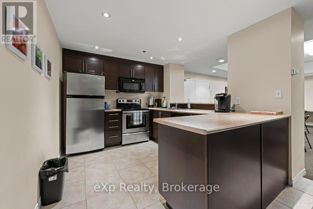 315 - 308 Watson Parkway N, Guelph (Grange Road), Ontario  N1E 0G7 - Photo 40 - X12491608