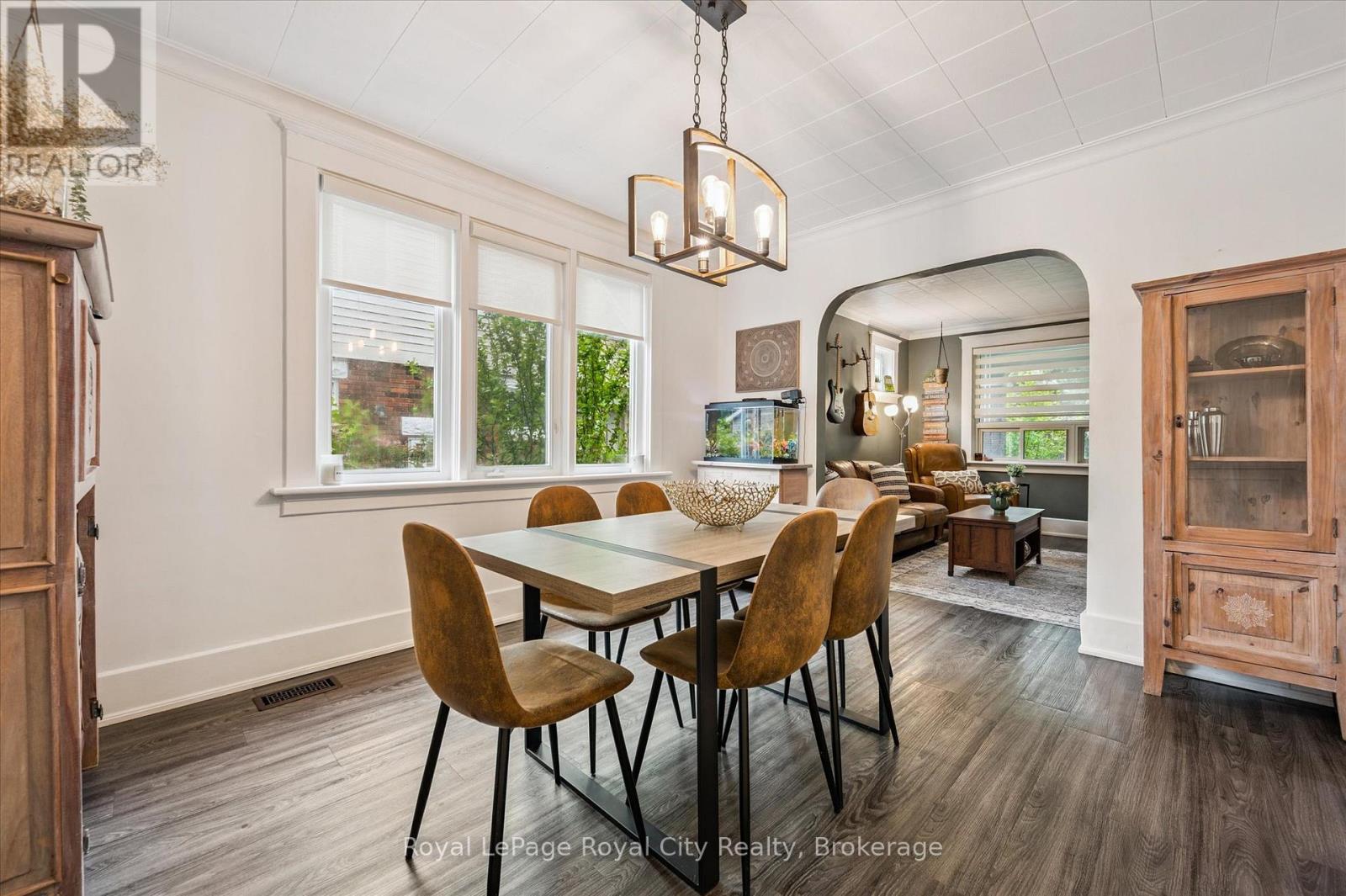 37 Brock Street, Kitchener, Ontario  N2M 1X2 - Photo 11 - X12491630