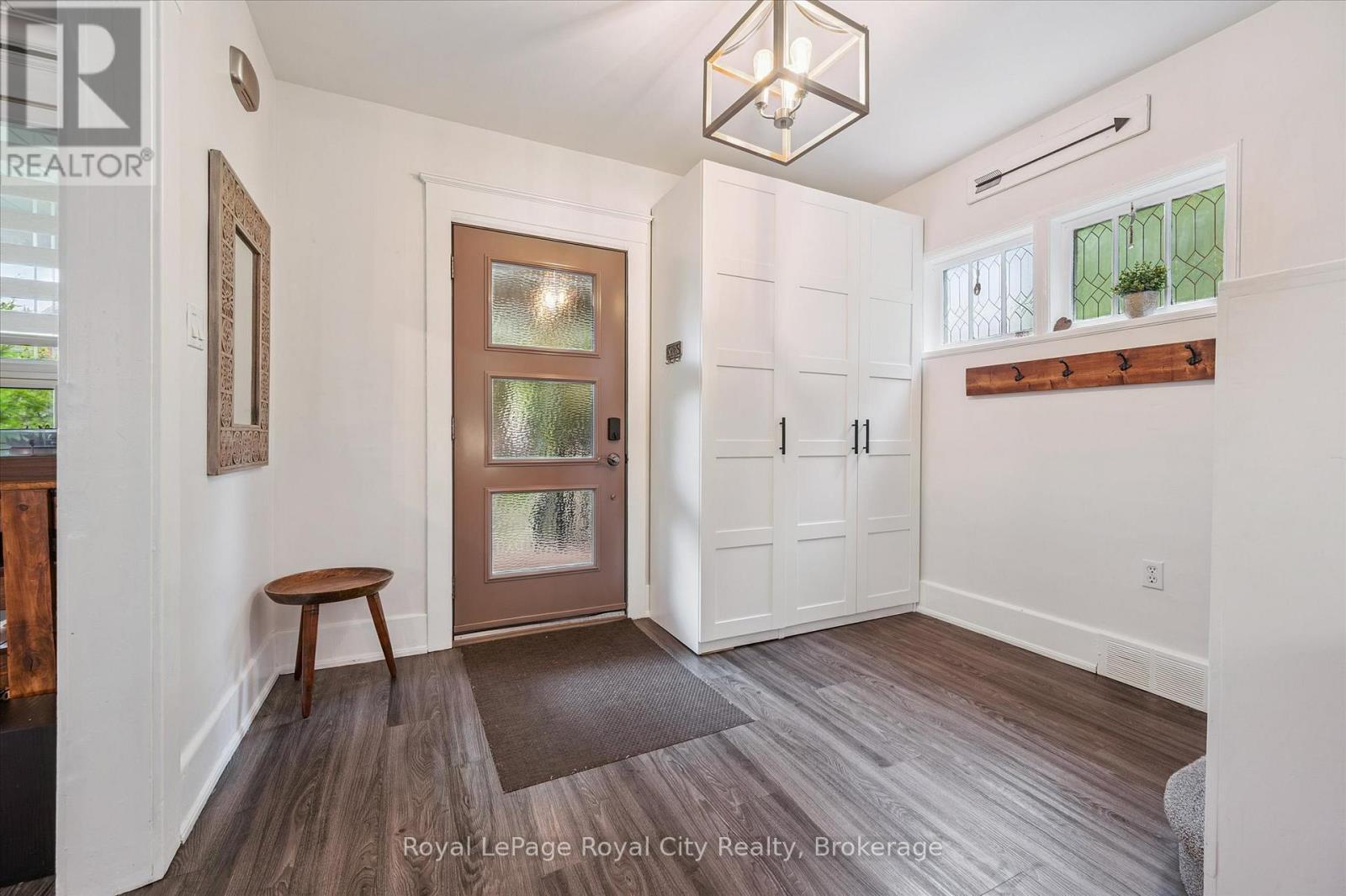 37 Brock Street, Kitchener, Ontario  N2M 1X2 - Photo 6 - X12491630