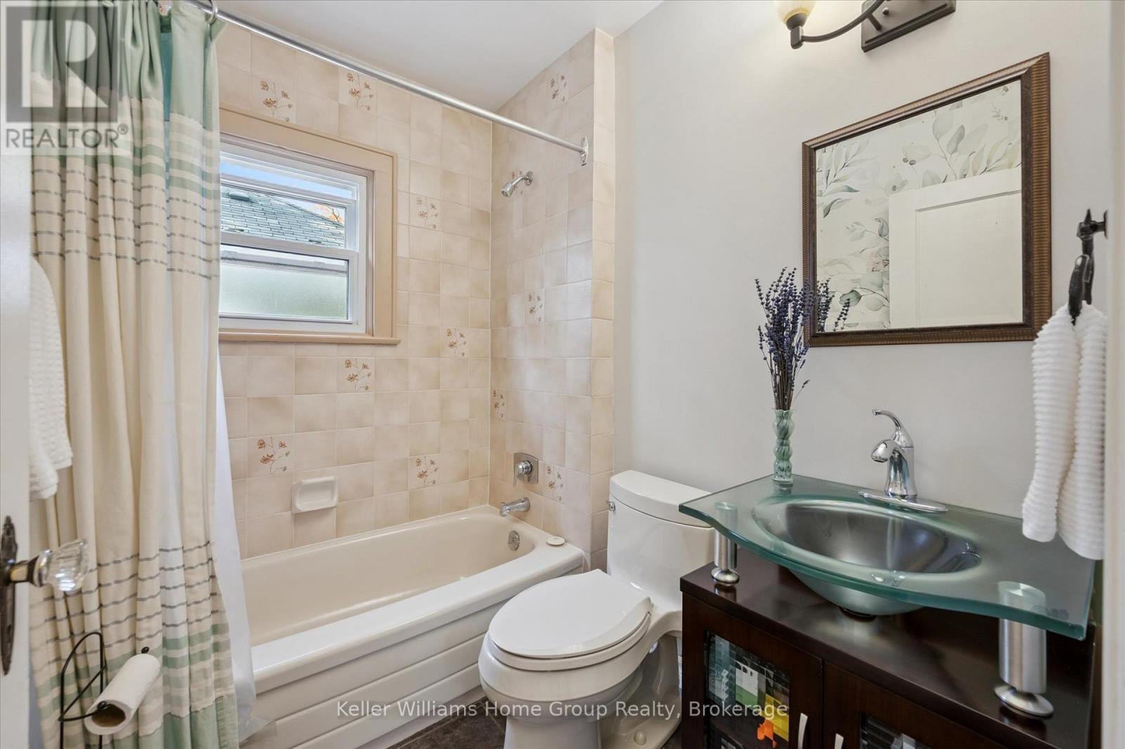 47 Hillcrest Drive, Guelph (St. George's), Ontario  N1E 4W8 - Photo 22 - X12491668