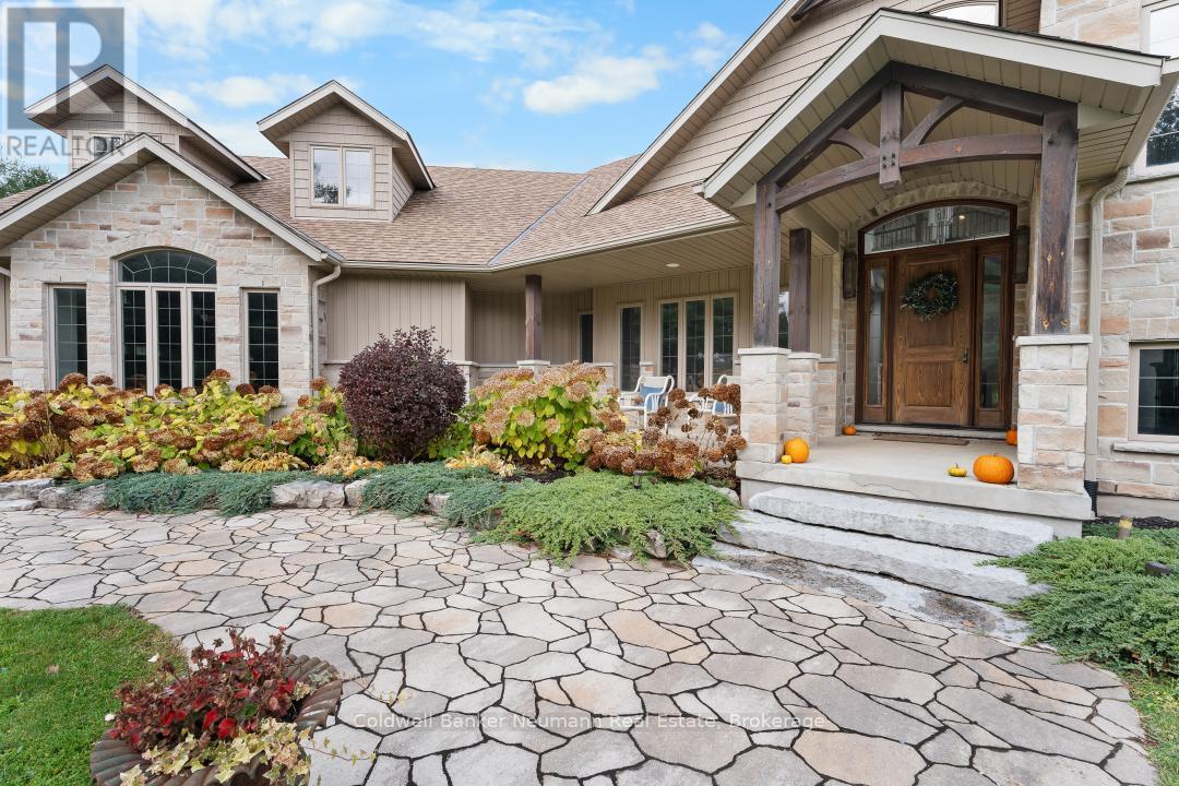 7632 Wellington 34 Road, Puslinch, Ontario  N0B 2J0 - Photo 1 - X12491722