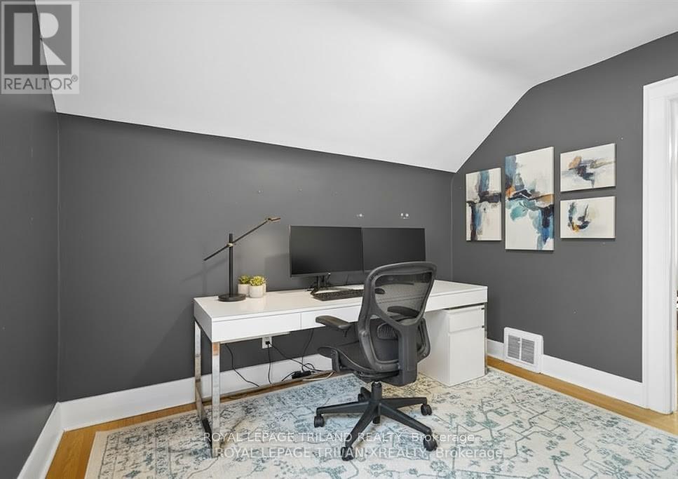 87 Iroquois Avenue, London South (South G), Ontario  N6C 2K7 - Photo 20 - X12491662