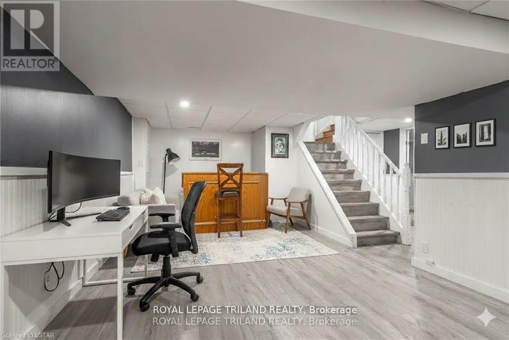 87 Iroquois Avenue, London South (South G), Ontario  N6C 2K7 - Photo 23 - X12491662