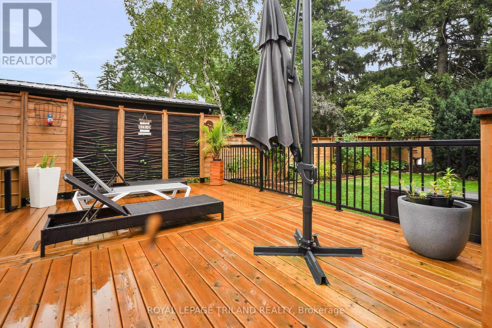 87 Iroquois Avenue, London South (South G), Ontario  N6C 2K7 - Photo 34 - X12491662