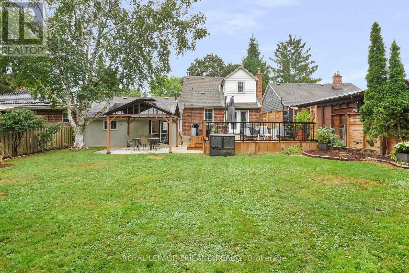 87 Iroquois Avenue, London South (South G), Ontario  N6C 2K7 - Photo 35 - X12491662