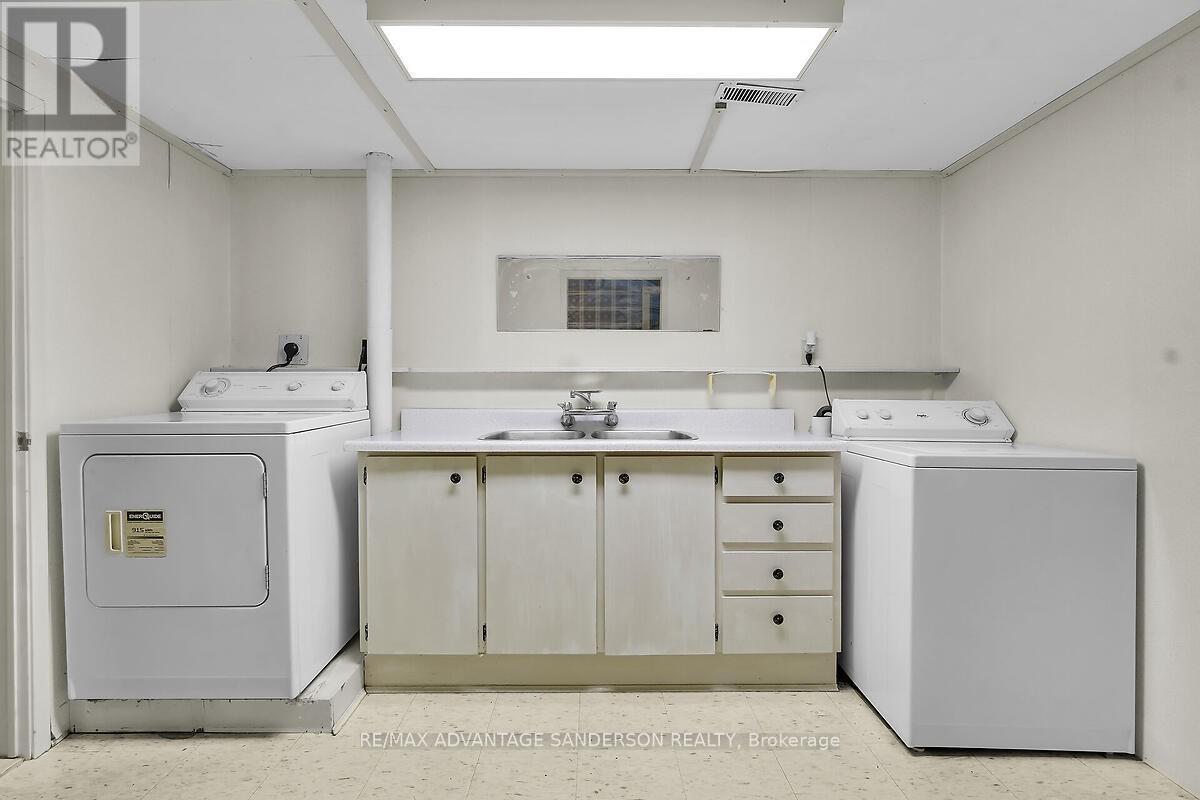 9 James Street, Middlesex Centre (Poplar Hill), Ontario  N0M 2A0 - Photo 31 - X12491738