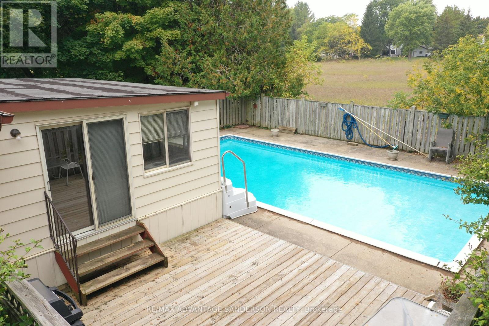 9 James Street, Middlesex Centre (Poplar Hill), Ontario  N0M 2A0 - Photo 7 - X12491738