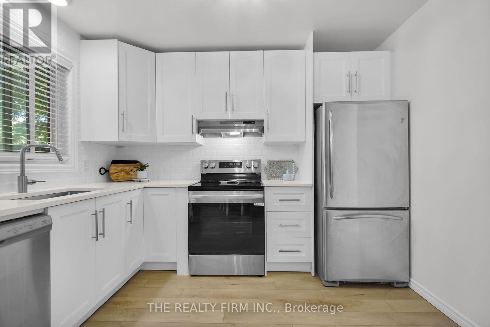 25 - 70 Chapman Court, London North (North I), Ontario  N6G 4Z4 - Photo 15 - X12491820