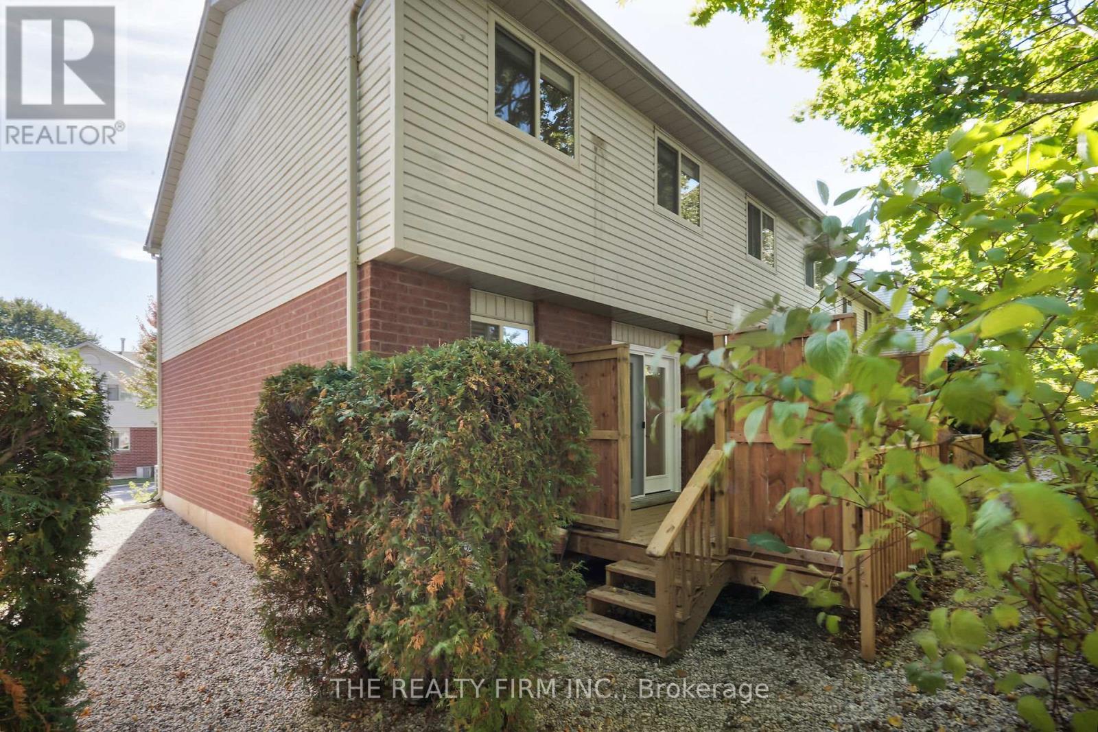 25 - 70 Chapman Court, London North (North I), Ontario  N6G 4Z4 - Photo 43 - X12491820