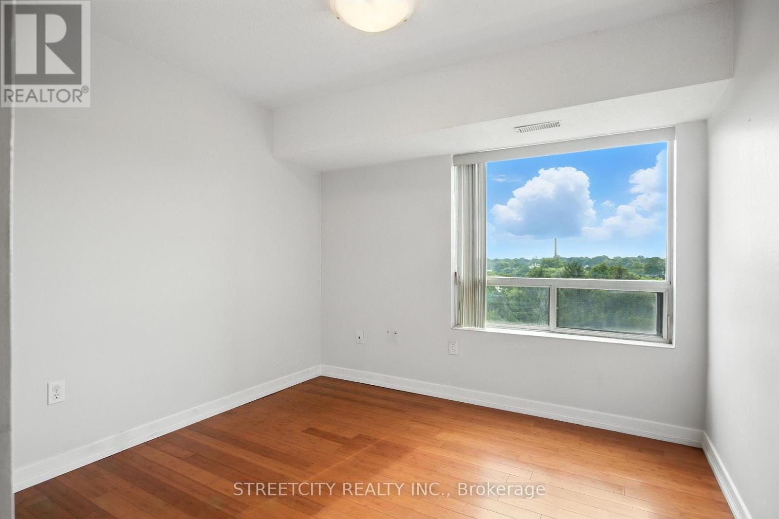 606 - 521 Riverside Road, London North (North P), Ontario  N6H 5E2 - Photo 16 - X12491864