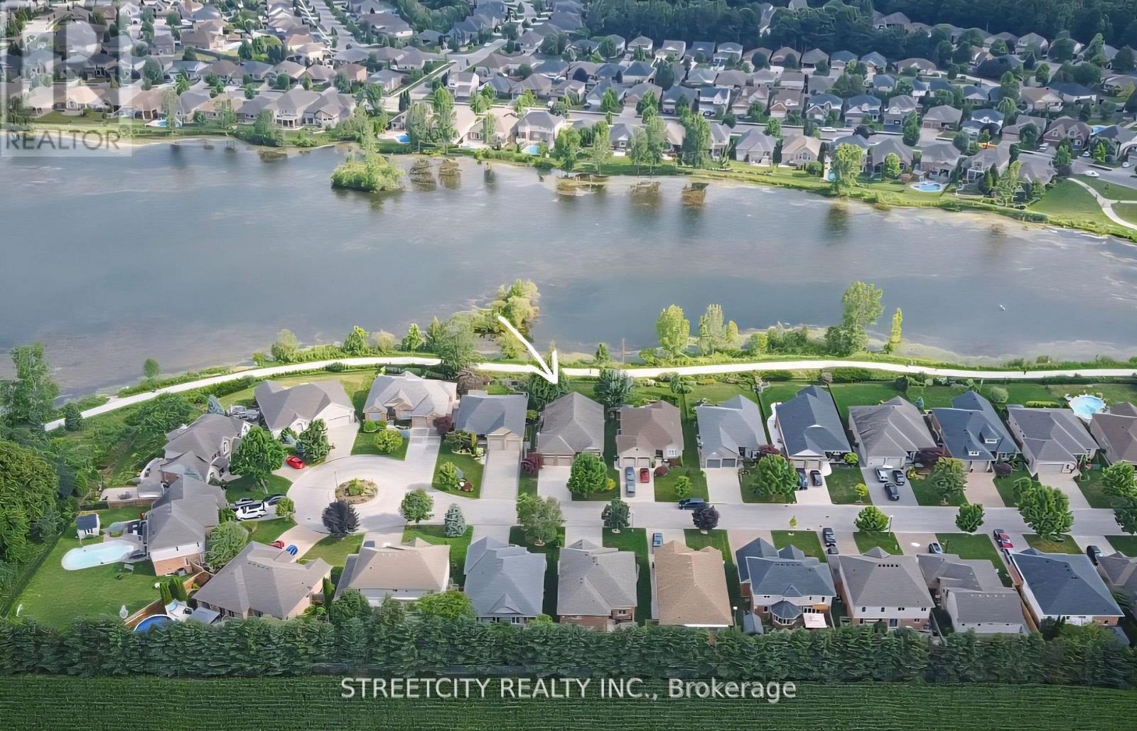 21 Beechwood Circle, St. Thomas, Ontario  N5R 6K4 - Photo 1 - X12491958