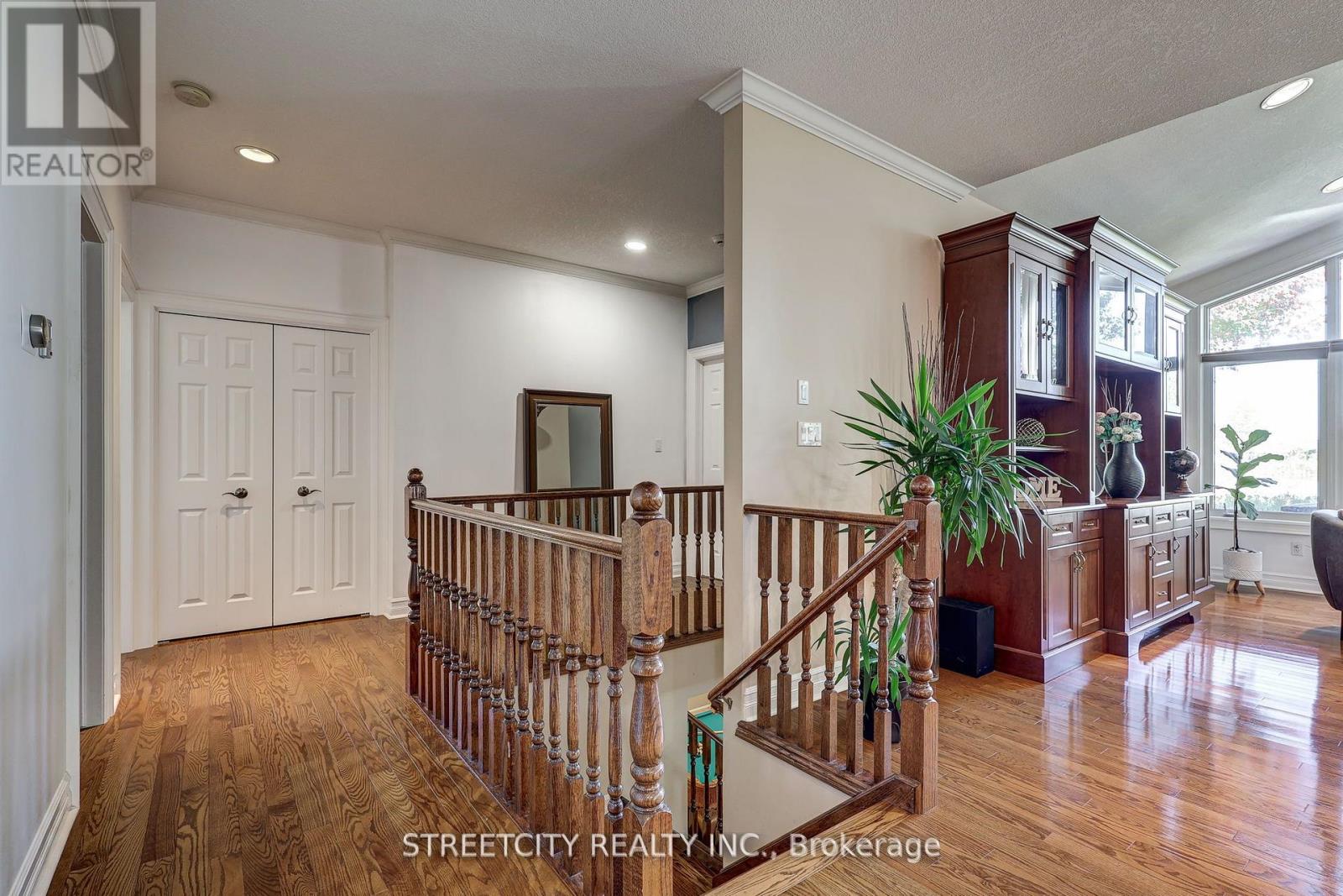 21 Beechwood Circle, St. Thomas, Ontario  N5R 6K4 - Photo 24 - X12491958