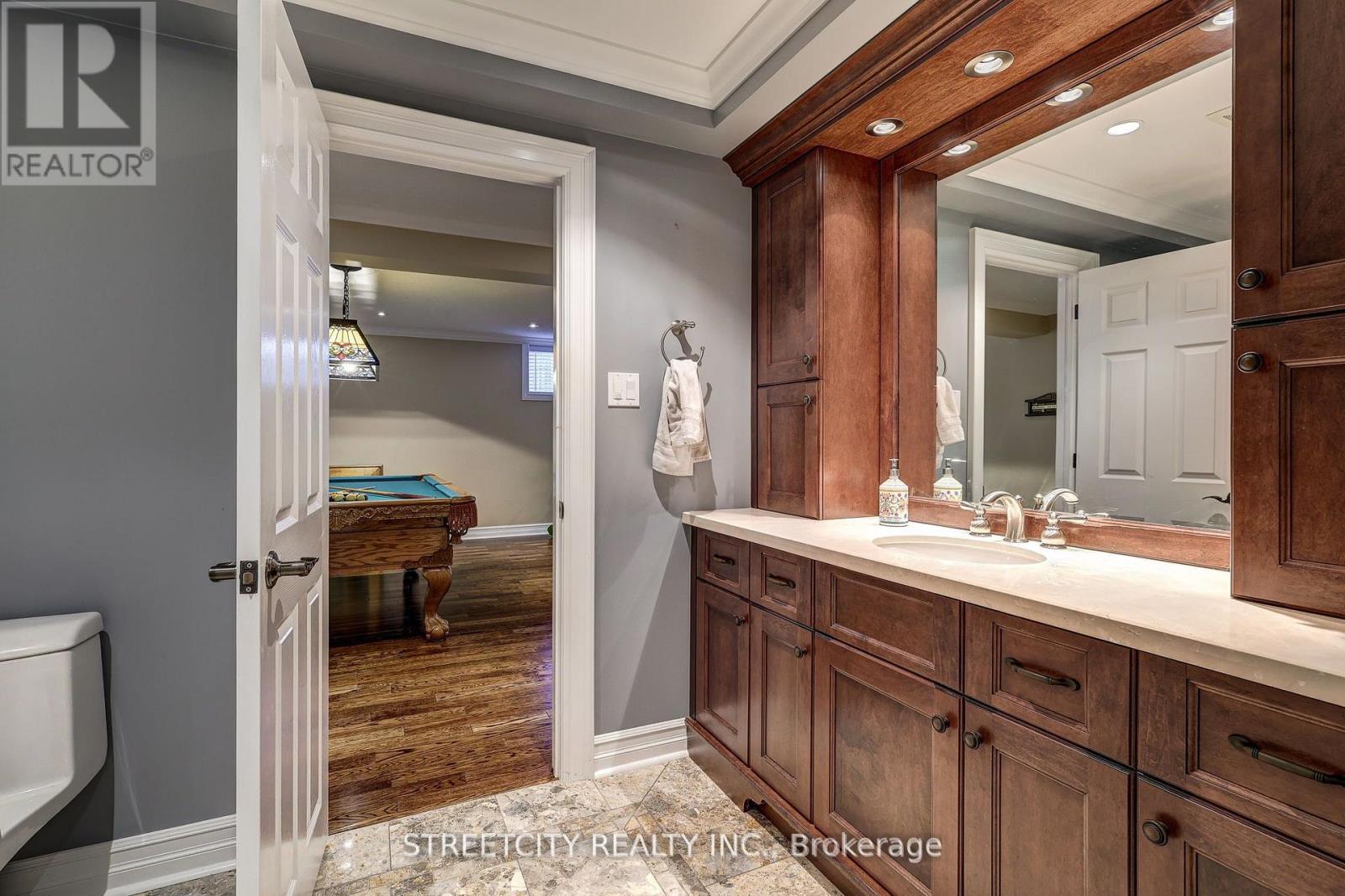 21 Beechwood Circle, St. Thomas, Ontario  N5R 6K4 - Photo 37 - X12491958