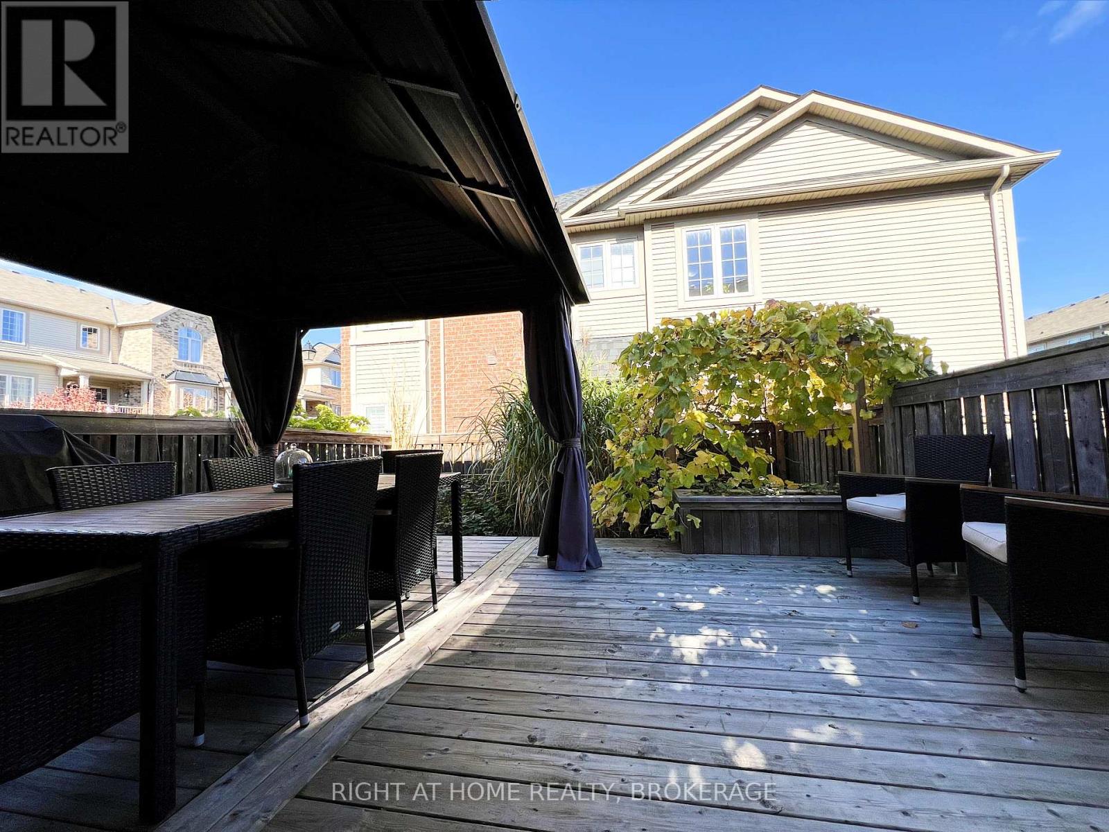 33 - 541 Winston Road, Grimsby, Ontario  L3M 0C5 - Photo 32 - X12402717