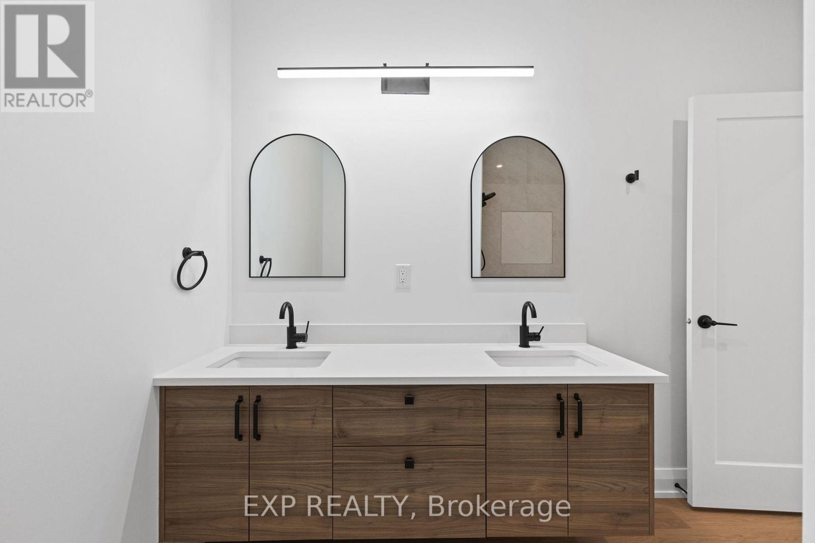 6817 Notre Dame Street, Ottawa, Ontario  K1C 1H4 - Photo 19 - X12491756