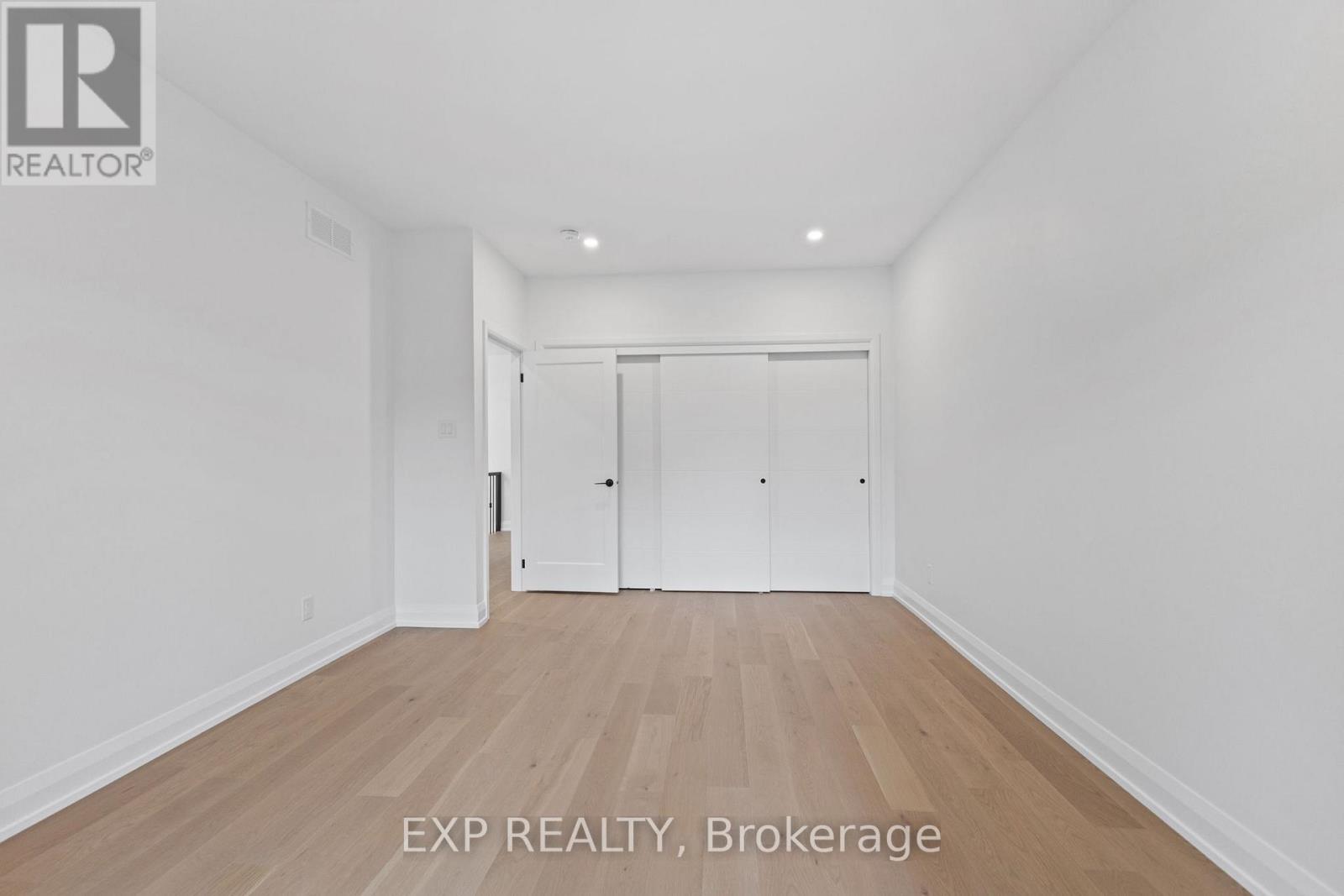 6817 Notre Dame Street, Ottawa, Ontario  K1C 1H4 - Photo 21 - X12491756