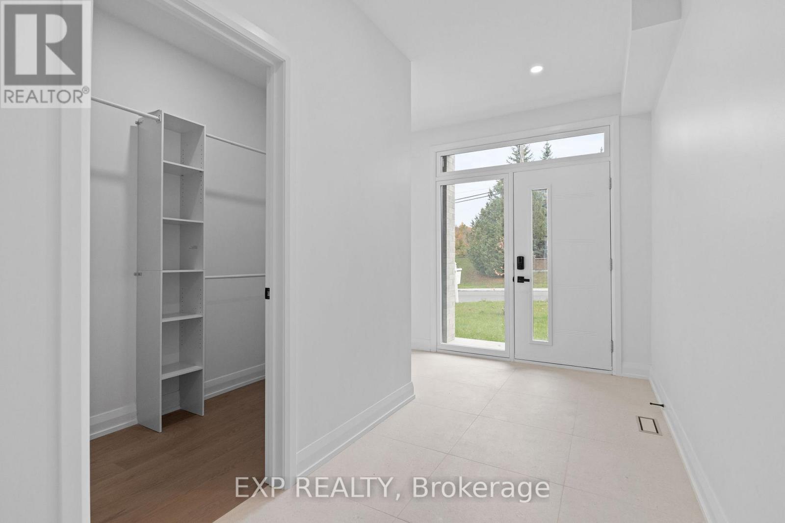 6817 Notre Dame Street, Ottawa, Ontario  K1C 1H4 - Photo 3 - X12491756