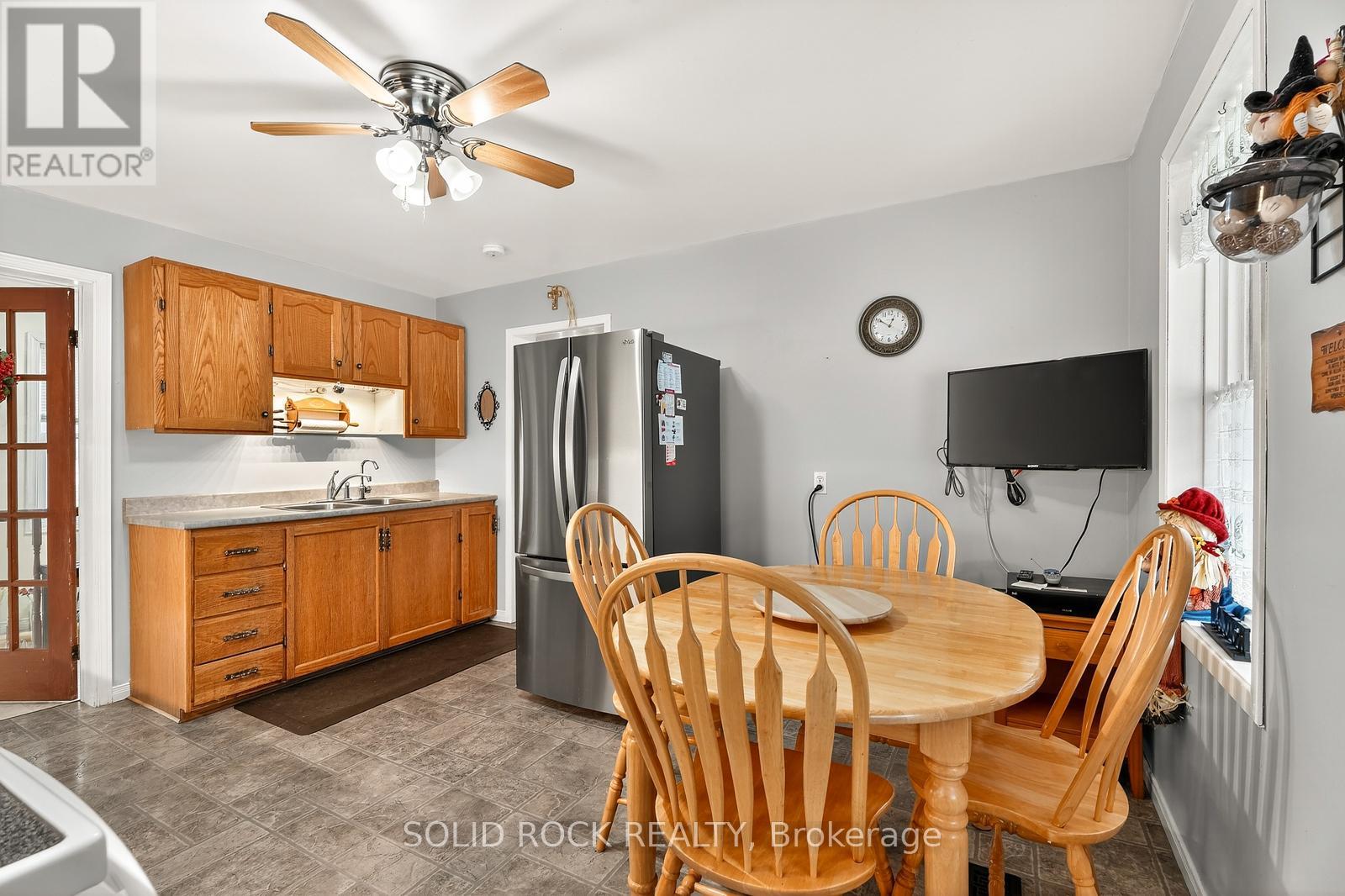 1262 Rodney Lane, North Dundas, Ontario  K0C 2K0 - Photo 26 - X12491878