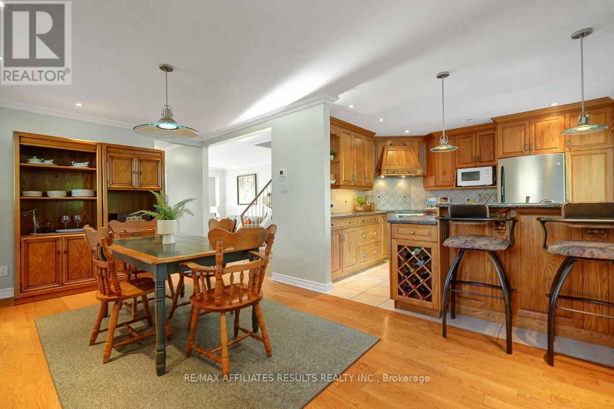 68 Pheasant Run Drive, Ottawa, Ontario  K2J 2R4 - Photo 18 - X12491902