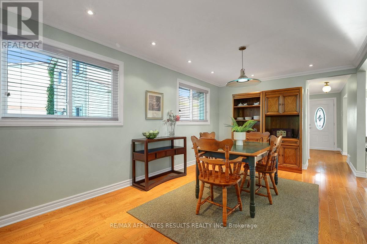 68 Pheasant Run Drive, Ottawa, Ontario  K2J 2R4 - Photo 19 - X12491902