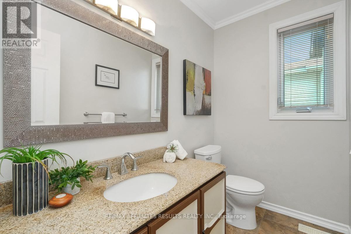 68 Pheasant Run Drive, Ottawa, Ontario  K2J 2R4 - Photo 26 - X12491902