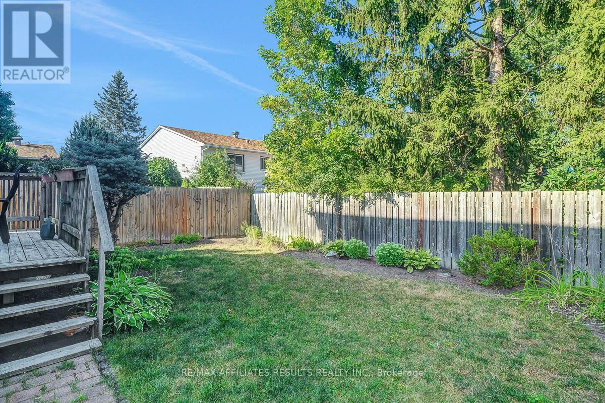 68 Pheasant Run Drive, Ottawa, Ontario  K2J 2R4 - Photo 42 - X12491902