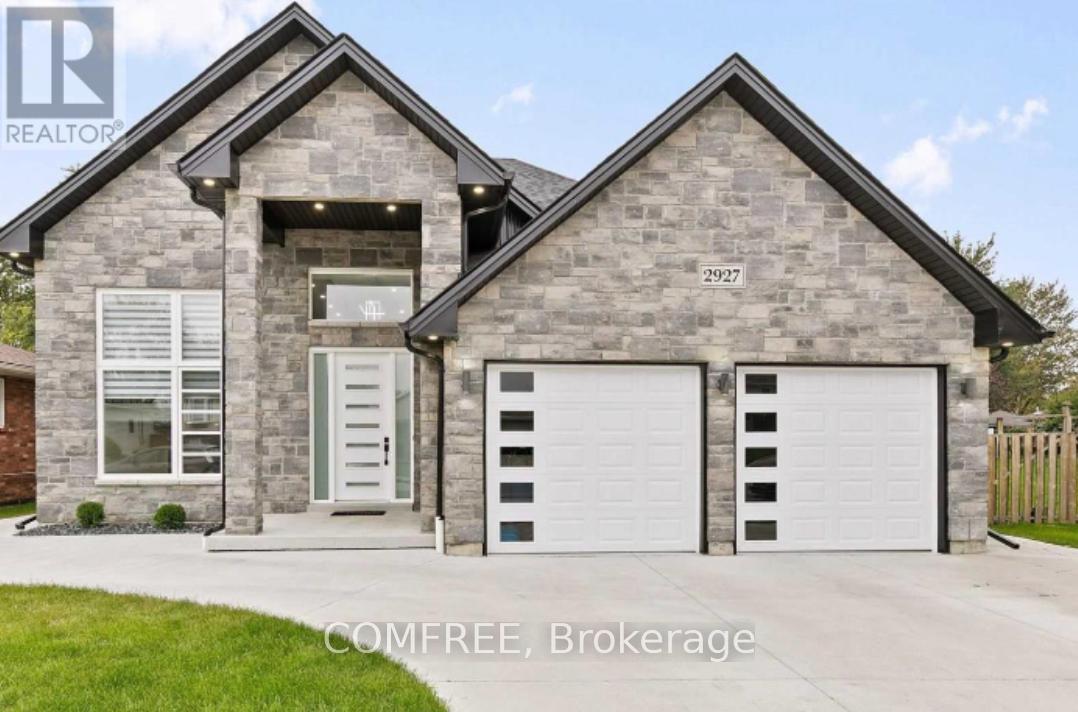 2927 CLEMENCEAU BOULEVARD, Windsor, Ontario