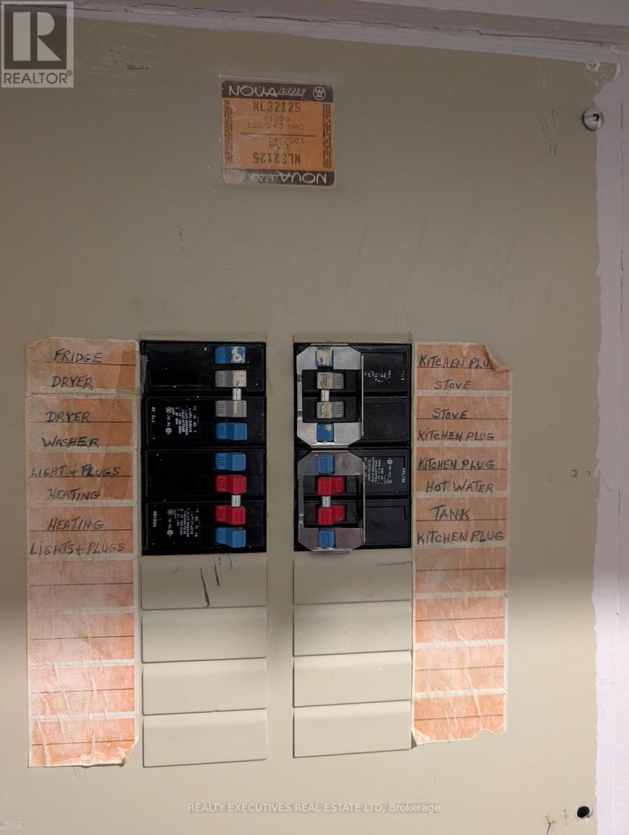 408 - 214 Viewmount Drive, Ottawa, Ontario K2E 7X3 - Photo 25 - X12372517