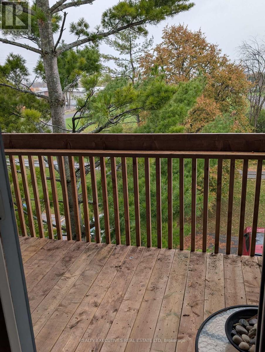 408 - 214 Viewmount Drive, Ottawa, Ontario K2E 7X3 - Photo 22 - X12372517