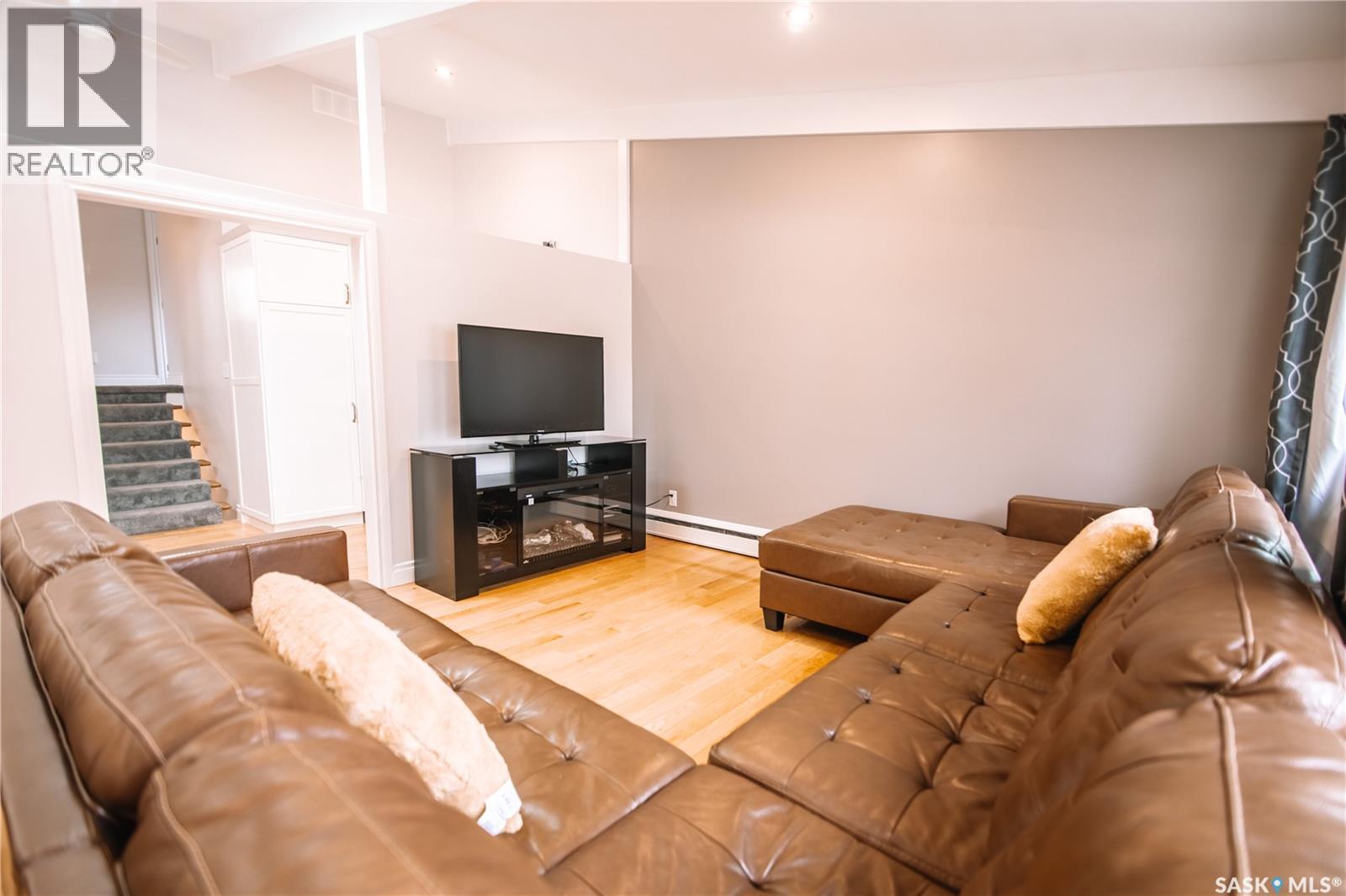 3319 29th Avenue, Regina, Saskatchewan  S4S 2P1 - Photo 8 - SK021951