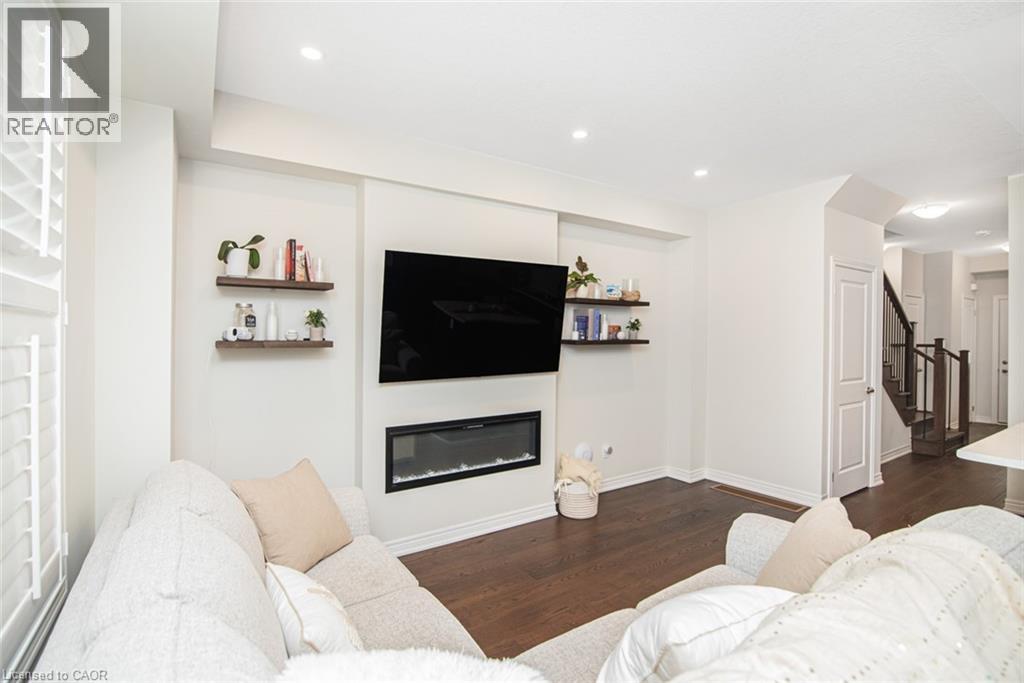 8 Mia Drive, Hamilton, Ontario  L9B 0K1 - Photo 10 - 40784387