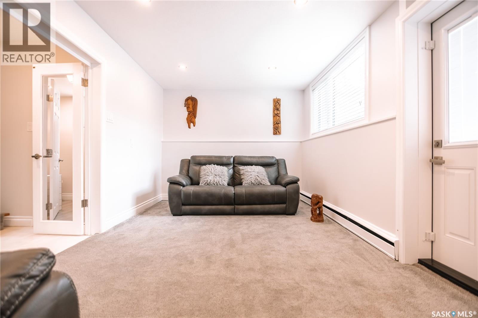 3319 29th Avenue, Regina, Saskatchewan  S4S 2P1 - Photo 30 - SK021951