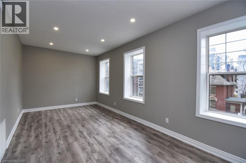 98 Duke Street Unit# 2nd, Hamilton, Ontario  L8P 1X5 - Photo 3 - 40784258