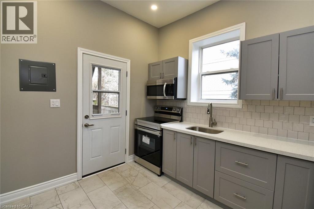 98 Duke Street Unit# 2nd, Hamilton, Ontario  L8P 1X5 - Photo 8 - 40784258